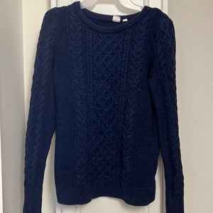 Gap sweater size Medium